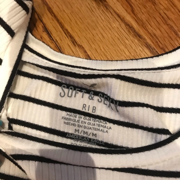 Ribbed no shoulder top - Picture 2 of 2